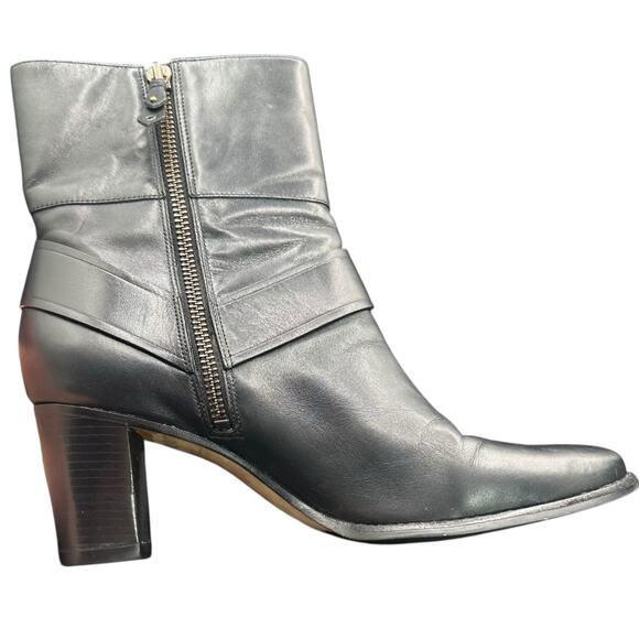 Cole Haan Valerie Black Leather Ankle Boots 9 B Heeled Zip Booties - Picture 13 of 14